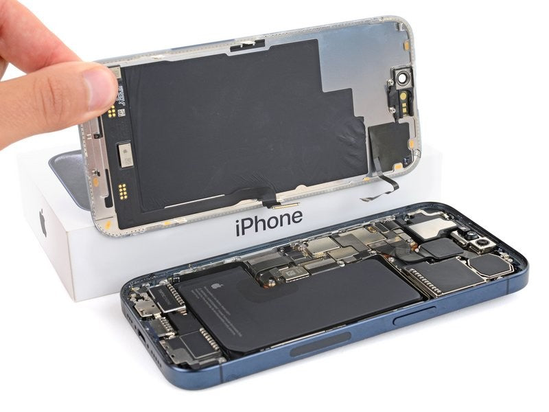 iFixit iPhone 15 Screen
