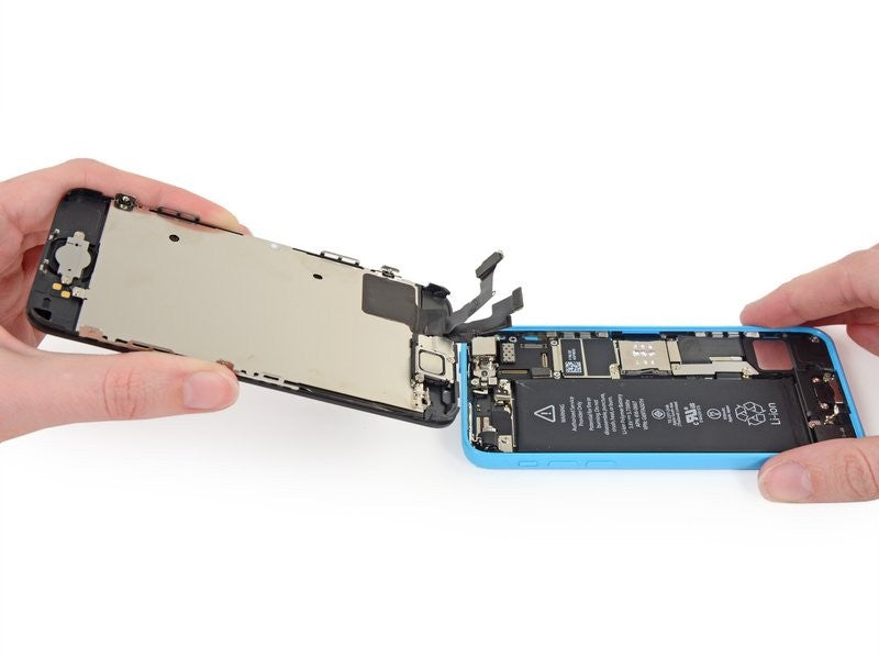 iFixit iPhone 5c Screen-1